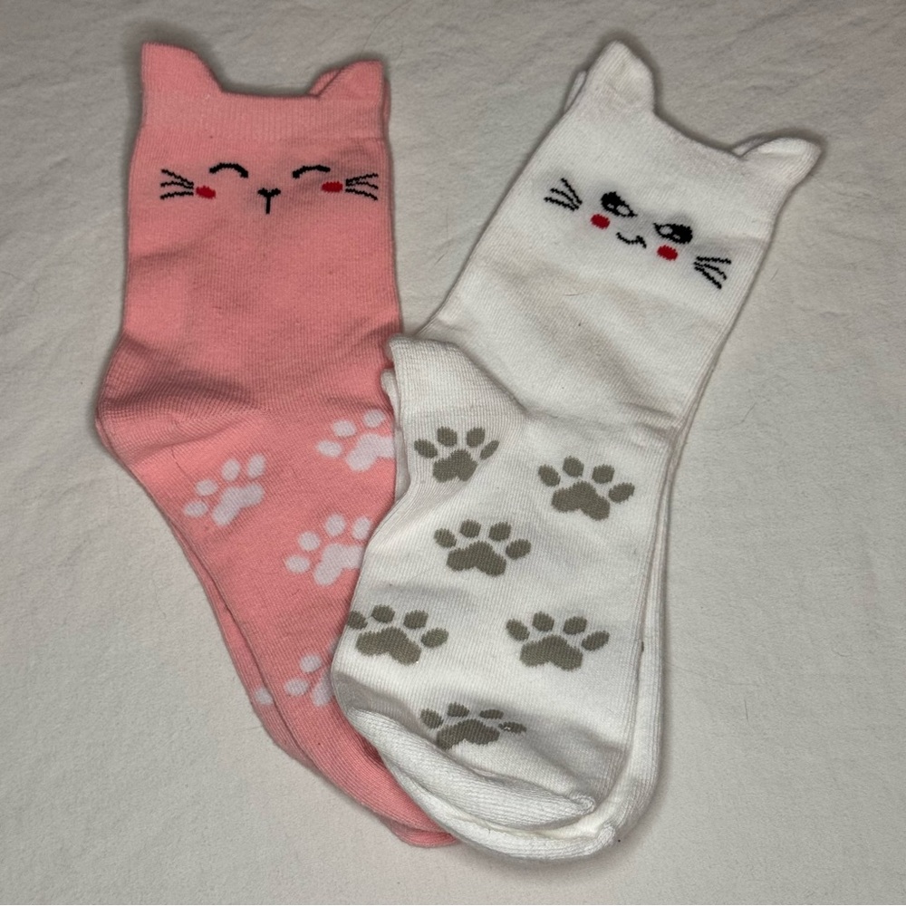 NWOT - Set of 2 Cute Cat Face Socks - Pink and White - Women’s